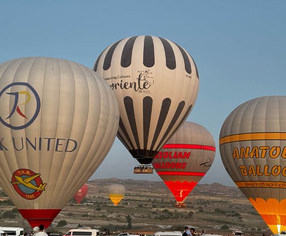 HOT-AIR-BALLOONS-FLİGHT-